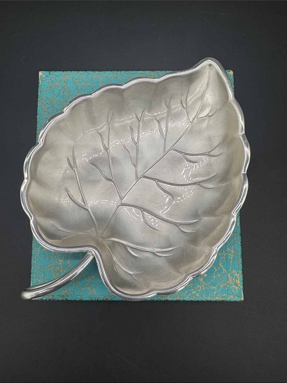 Modern Silver Silverplate Leaf Shaped Footed Trinket Dish Japan Vintage NIB - Picture 1 of 5